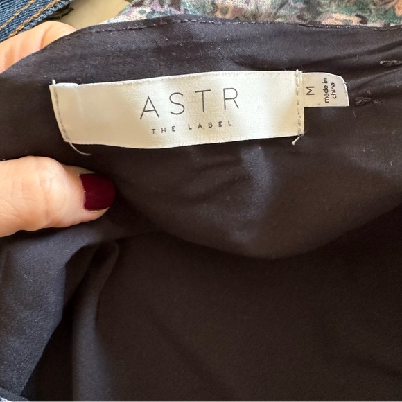 *ASTR THE LABEL* Santorini Midi Dress - Picture 2 of 8